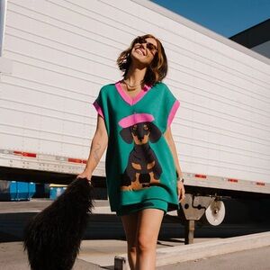 ✨BNWT - LALA ORIGINAL: Oversized Sweater Vest in Walter the Wiener Dog - 2XL/3XL